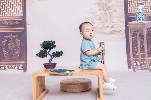 娄底宝宝头睡扁了